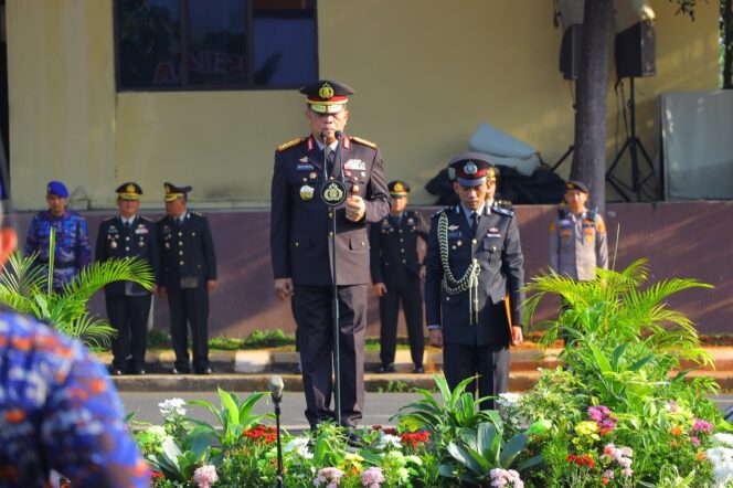 
					Polda Lampung Hayati Semangat Persatuan di Hari Kesaktian Pancasila