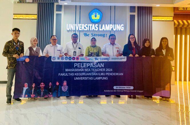 
					Rektor Unila Lepas 6 Mahasiswa FKIP Program SEA Teacher 2024 di Filipina