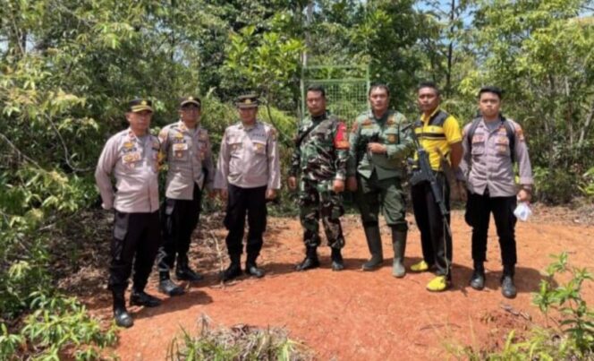 
					Wakapolres Pesibar Slamet Raharjo, Kunjungi Posko Pengawasan Hewan Buas di Pekon Rawas