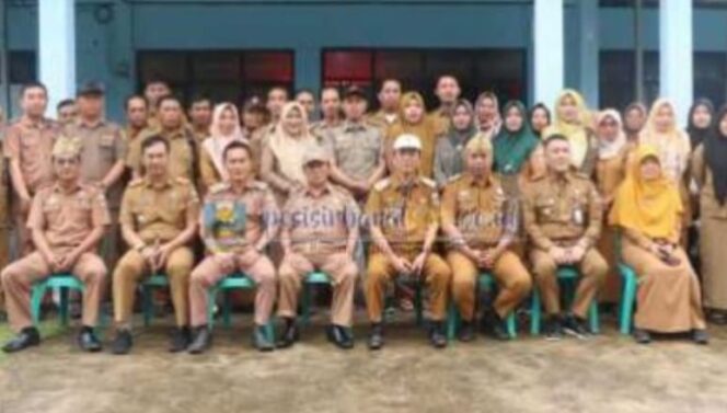 
					Zulqoini Sidak ASN dan Pimpin Apel Pagi di Kecamatan Pesisir Selatan