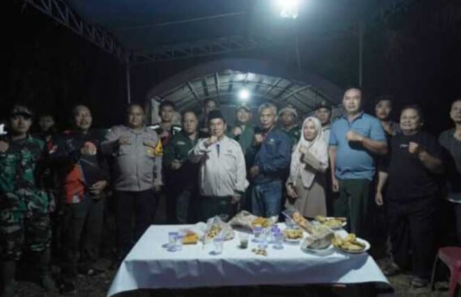 
					Zulqoini Tinjau Posko Penanganan Konflik Satwa Liar di Pekon Way Suluh