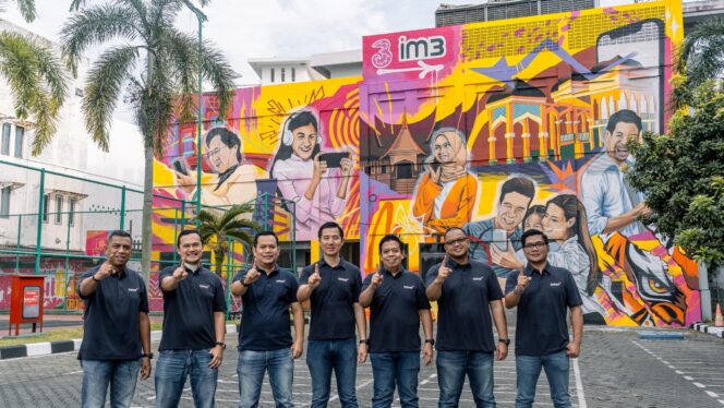 
					Indosat Ooredoo Hutchison Pererat Hubungan dengan Komunitas Seniman Lokal Medan melalui Kolaborasi Mural
