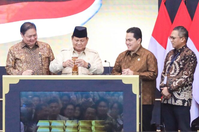 
					Sehari Setelah Presiden Prabowo Resmikan Bank Emas, Deposito Emas Pegadaian Tembus Hampir Setengah Ton