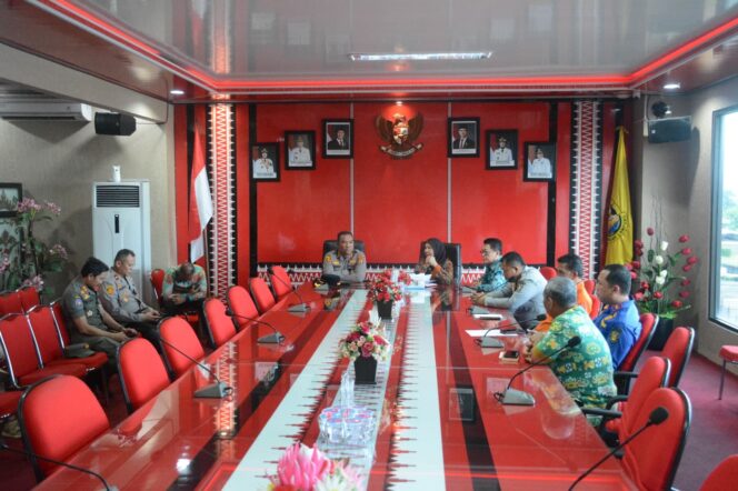 
					Ingin Dengar Keluhan dan Masukan Warga, Walikota Bandar Lampung Siap Berdialog Dengan Pendemo