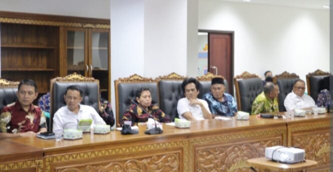 
					Pemkap Pesibar Gelar Audiensi Bersama Perwakilan Bpkp Propinsi Lampung