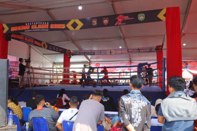 
					Ratusan Petinju Ramaikan “Bhayangkara Boxing Clash 2025” Polresta Bandar Lampung