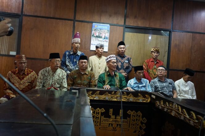 
					Tokoh Adat Lampung Komentari Karnaval Budaya Tari Ngigel Yang di Gelar Pemkot Bandarlampung