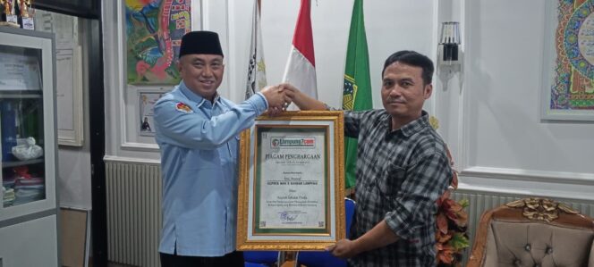 
					Raih Penghargaan Spesial Tokoh Inspiratif dari LAMPUNG7.COM, Kepala MAN 2 Balam Harap Jalin Silaturahmi Baik