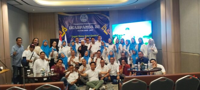 
					Kukuhkan Pengurus Baru Ikaspanda 92 Diketuai Syahriza Periode 2025–2027