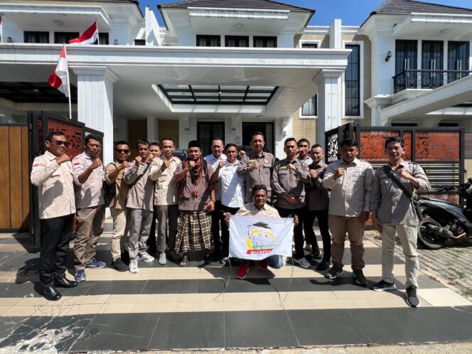 
					Ketum DPN Tani Merdeka Indonesia, Don Muzakir Harap Masyarakat Tenang, Bersatu, dan Jaga Persatuan Bangsa