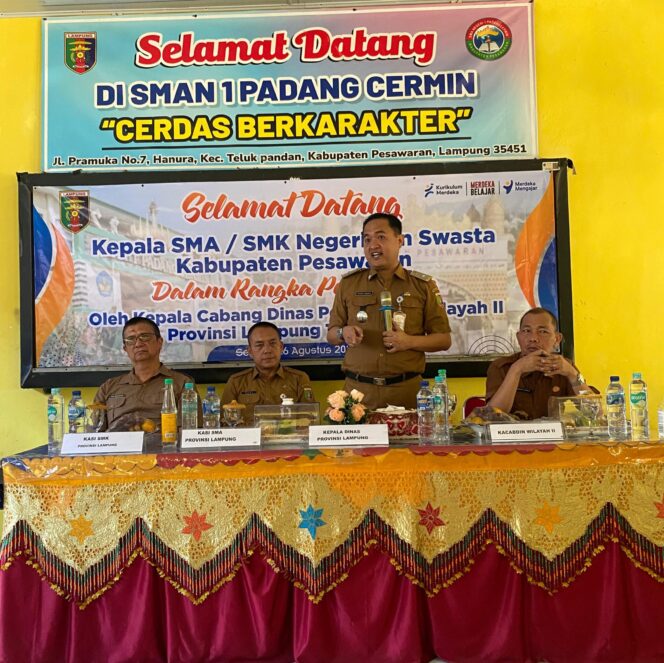 
					Kepala Disdikbud Lampung Gelar Pembinaan Kepsek SMA/SMK Negeri dan Swasta Se-Kabupaten Pesawaran