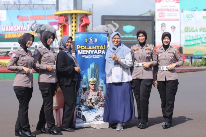 
					Polwan Satlantas Polresta Bandar Lampung: Humanis, Tangguh, dan Jadi Inspirasi di Jalan Raya