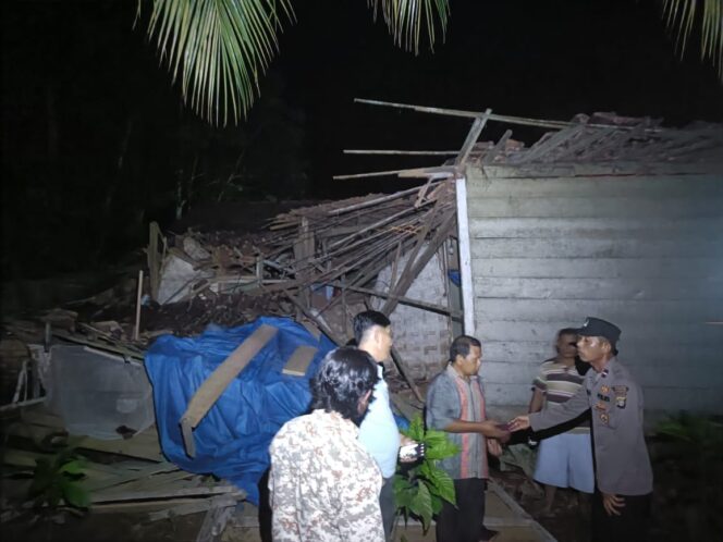 
					Gempa Guncang Tanggamus, 9 Rumah Warga Rusak