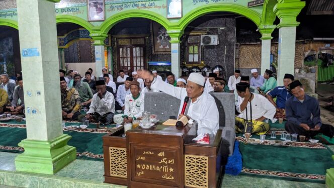 
					KH Imam Suhadi Serukan Santri di Lampung Boikot Trans7 Dinilai Lecehkan Ulama Pondok Pesantren