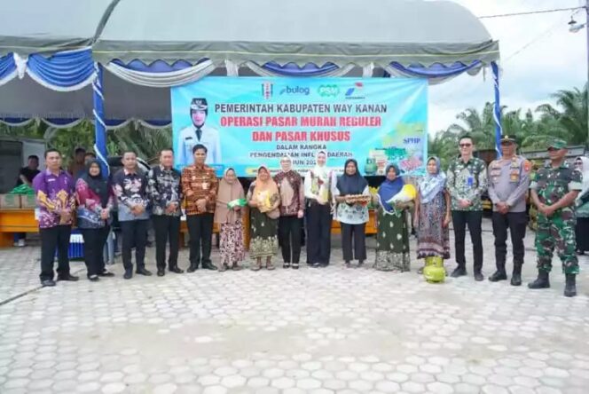 
					Bupati Way Kanan, Ayu Asalasiyah, Buka Operasi Pasar Murah Bersubsidi di Bahuga