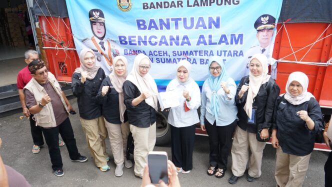
					Pemkot Bandar Lampung Terus Menyalurkan Bantuan Kemanusiaan Bencana Alam di Sumatera Barat