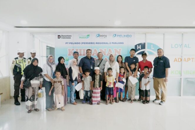 
					Pelindo Regional 2 Panjang Gelar Sunatan Massal, Wujud Tanggung Jawab Sosial dan Lingkungan Bagi Masyarakat