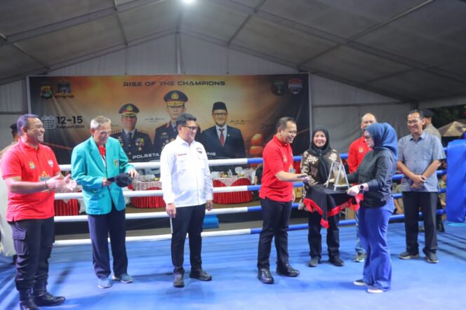 
					Waka Polda Lampung Buka Polresta Bandar Lampung Boxing Championship 2026