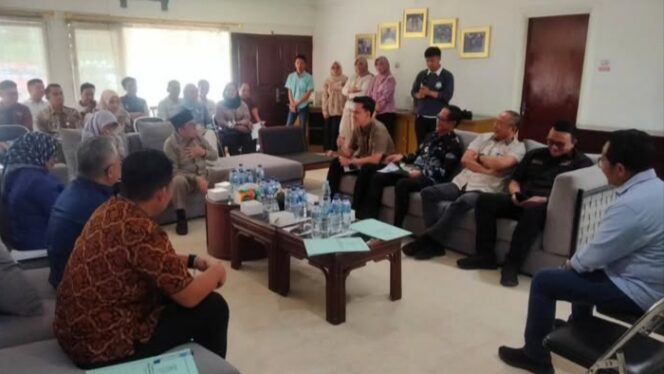 
					Komisi III DPRD Lampung Bersama Bapenda Kunker ke PT. Great Giant Pineapple