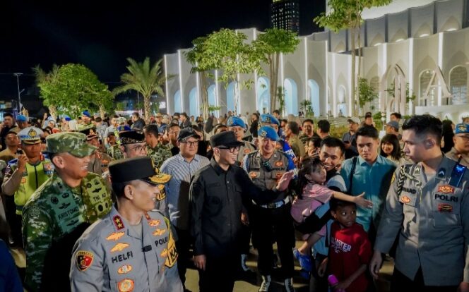 
					Lampung Kondusif Saat Malam Takbiran, Gubernur dan Forkopimda Lakukan Pemantauan Langsung