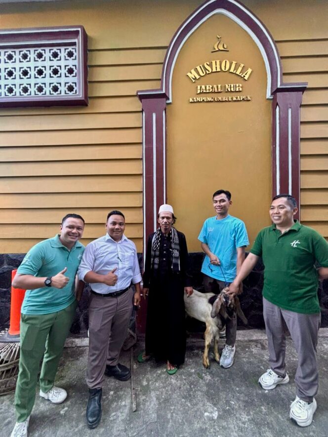 
					Holiday Inn Lampung Bukit Randu Salurkan Hewan Kurban kepada Warga Sekitar, Wujud Kepedulian dan Kebersamaan di Hari Raya Iduladha