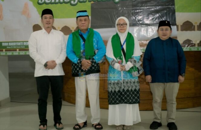 
					Lepas 76 Jamaah Haji Tahun 2026, Bupati dan Wakil Bupati Pesisir Barat Doakan Menjadi Haji Mabrur