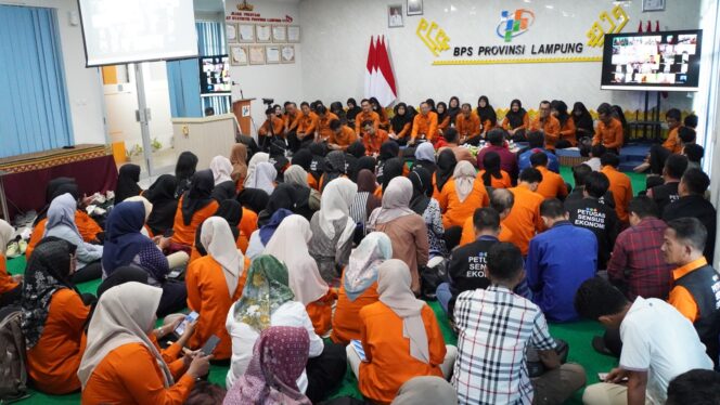 
					Kawal Kualitas Data Sensus Ekonomi 2026, BPS Provinsi Lampung Gelar Rapat Koordinasi Pelaksanaan SE2026 se-Provinsi Lampung
