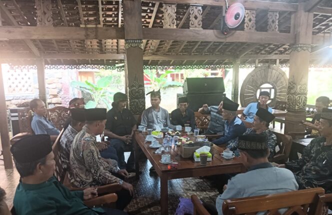 
					Bela Budaya Bantah Isu Penolakan Jadi Penyebab Batalnya Kunjungan Joko Widodo ke Pugung Raharjo