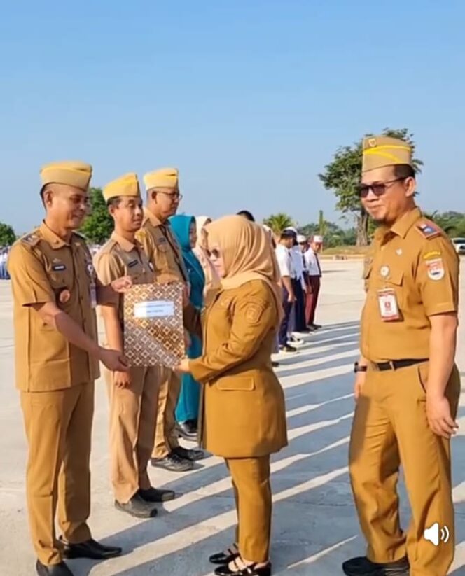 
					Peringati HAN ke-42, Pemkab Mesuji Gelar Satu Hari Mengajar dan Lomba Mewarnai di SDN 7 Mesuji