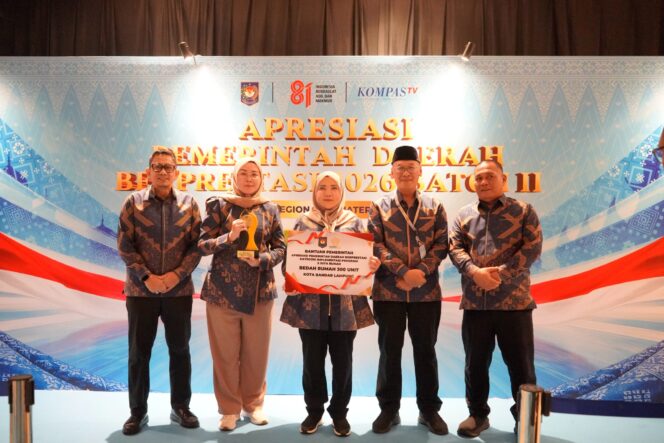 
					Pemkot Bandar Lampung Kembali Raih Penghargaan, Program 3 juta Rumah