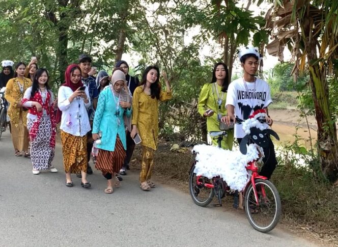 
					Gotong Royong dan Nilai Keagamaan Jadi Kunci Kebersamaan Warga RW 4 Tejo Sari