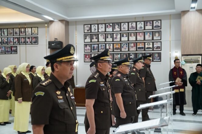 
					Kajati Lampung Gelar Pelantikan Wakajati dan Sejumlah Pejabat Eselon Ill