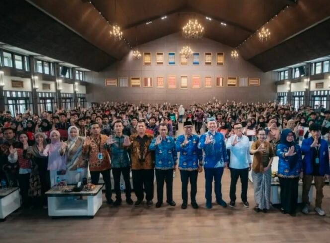 
					Sebanyak 503 Mahasiswa Baru Dibekali Wawasan Kebangsaan, Teknologi, Literasi Keuangan dan Daya Saing Global