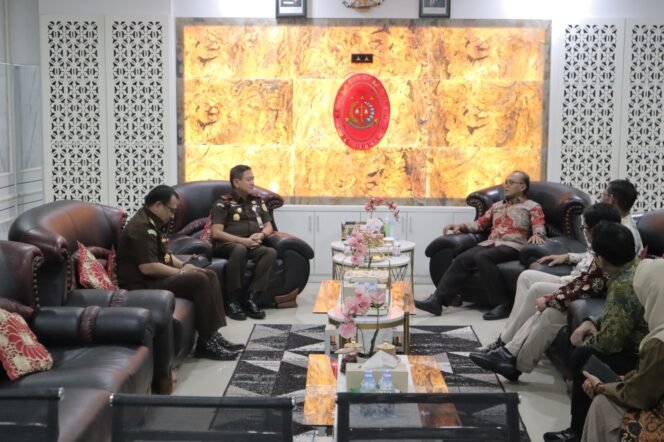 
					Kanwil DJP Bengkulu dan Lampung Audiensi dengan Kejati Bengkulu, Perkuat Sinergi Penegakan Hukum Perpajakan