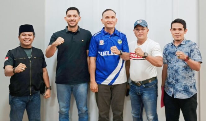 
					Kunjungi Bupati Hurmin, Insan Olahraga, KONI dan Taekwondo Sarolangun Ajukan Bantuan Peralatan Latihan