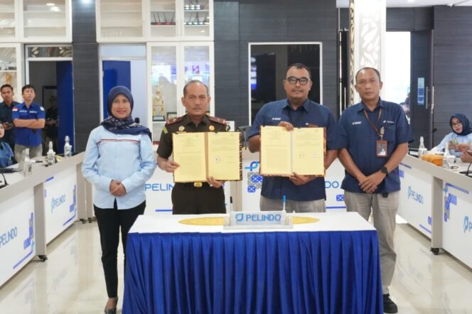 
					Perkuat Komitmen: Pelindo Regional 2 Panjang Tanda Tangani Perjanjian Kerjasama dengan Kejati Lampung
